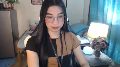 Ashley Kate Mateo Gray online show from February 21, 5:35 am