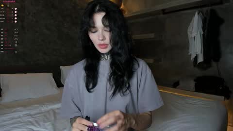 Eva online show from October 5, 12:54 pm