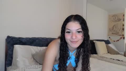 uwuSummer online show from December 21, 4:39 am