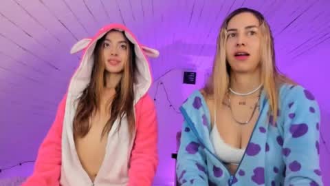 vaiolett_69 online show from June 18, 8:37 am