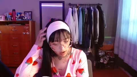 valentina online show from December 22, 2:42 pm