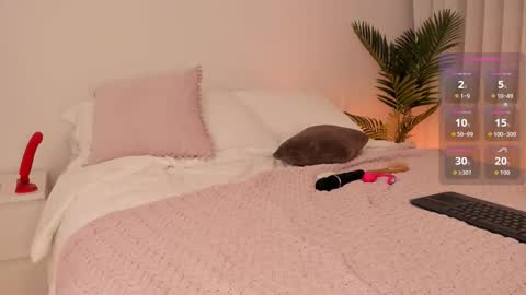 VALENTINA  online show from November 21, 1:40 am