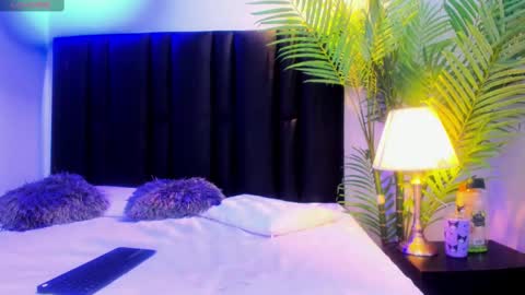 valeri_tafur online show from September 30, 11:05 am