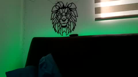 valeria online show from October 6, 2:45 pm