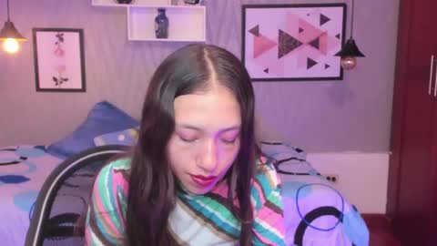 Snapshot of valeria_rossi7 chatting on February 18, 3:21 pm Valeria online show from February 18, 3:21 pm