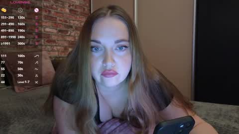 Valerie online show from April 17, 10:06 am