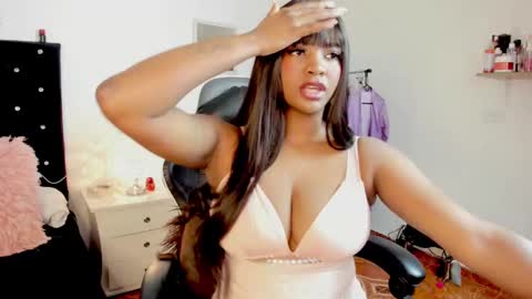 Valerie Blake online show from October 12, 1:02 pm