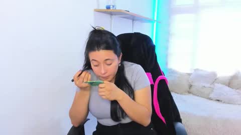 valery_bonnet1 online show from November 19, 7:03 pm