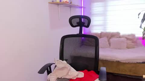 valery_bonnet1 online show from October 23, 7:42 pm