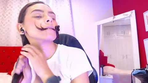 VALERY HOTLOVE online show from April 17, 1:35 pm