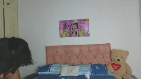 valery_lovex_ online show from January 18, 10:39 pm