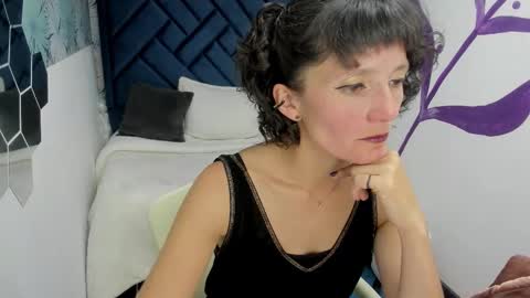 VALERY MORE online show from September 29, 2:00 pm