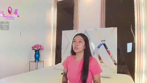 Val online show from March 1, 11:39 am