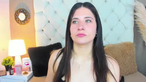 Snapshot of valeryfoxt chatting on February 17, 4:31 am valery online show from February 17, 4:31 am