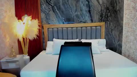 Valerie Shadey  online show from November 7, 8:36 pm