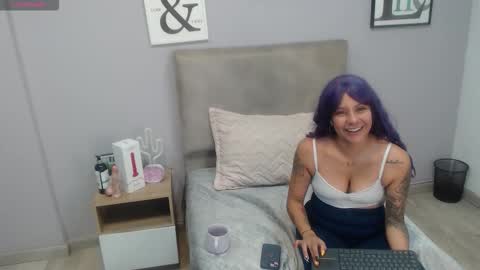 valevicious online show from October 29, 3:47 pm