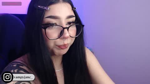 vammpyjane online show from December 19, 3:32 am