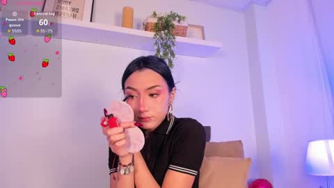 vamp  online show from April 8, 9:50 pm