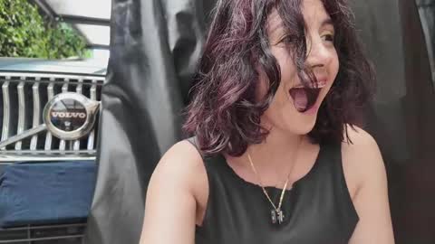 vanessa online show from November 27, 5:49 pm