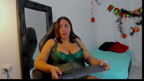 vanelope_smith online show from October 9, 12:26 am