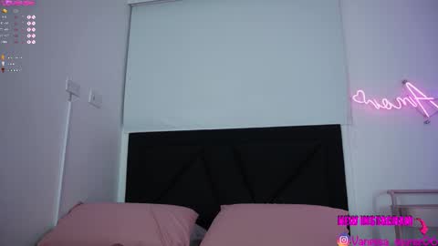 Vanessa online show from November 14, 4:23 am