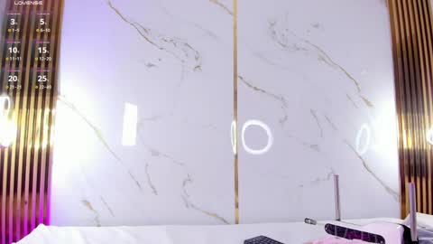 Vanessa online show from April 3, 8:18 pm