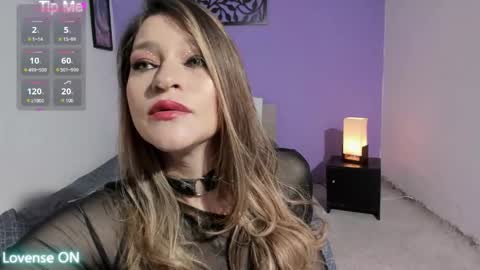 Angie  online show from April 6, 6:03 am