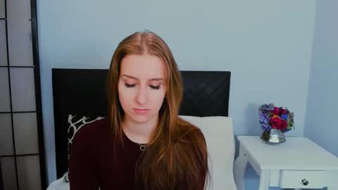 VanessaTrue online show from March 15, 9:00 am