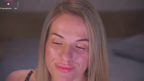 Sophie online show from April 11, 1:55 am