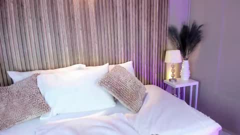 Karine online show from December 16, 11:49 am