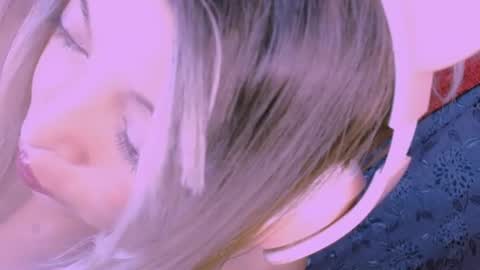 free  follow me online show from July 25, 11:34 pm
