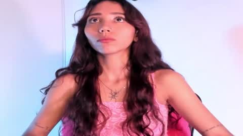 vannessa online show from July 7, 4:32 pm