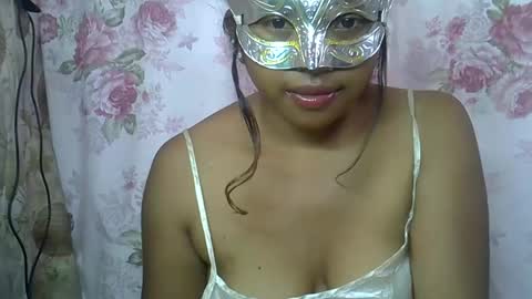 vannilah online show from December 1, 5:33 am