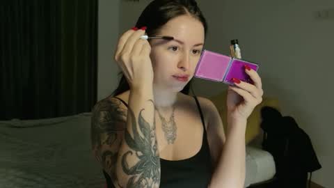 vaolietkat online show from November 6, 7:14 am