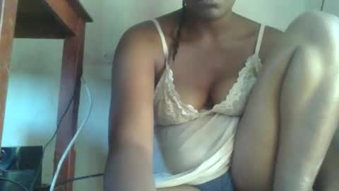 vayanah317 online show from April 12, 8:17 am