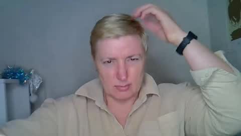 vea_motty online show from January 8, 5:17 pm