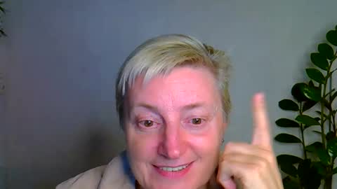 vea_motty online show from October 30, 1:34 pm