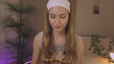 Maria online show from October 8, 2:10 pm