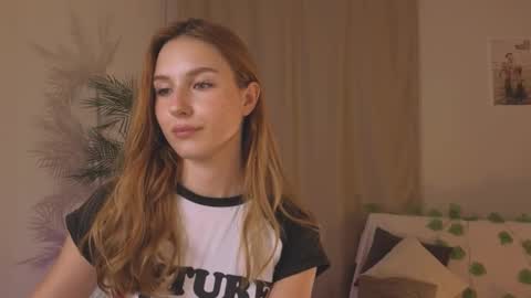 Maria online show from October 5, 3:06 pm