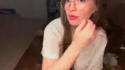 Sana online show from September 11, 8:42 pm