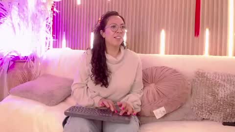 Emma Curly online show from May 23, 12:47 pm