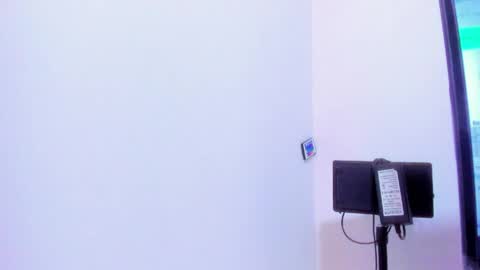 velvet_giirll online show from June 1, 7:04 pm