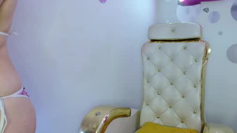 Velvet Sexy online show from May 3, 12:30 pm