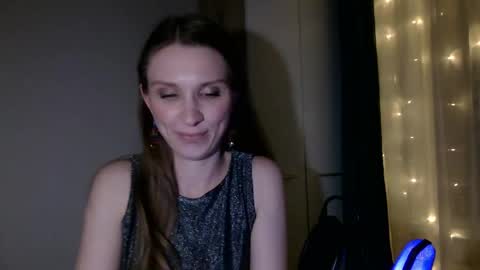 velvetaphrodisiaque online show from May 16, 10:20 pm
