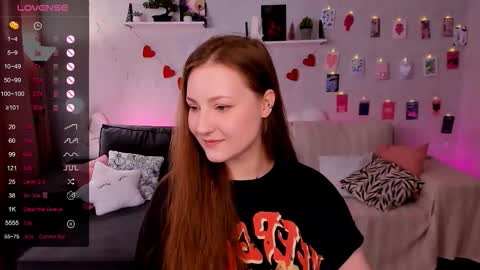 Mia online show from March 26, 9:00 am