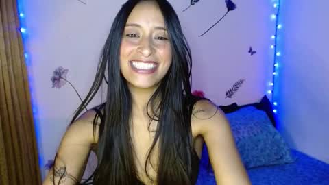 VelvetMuse  online show from December 19, 4:59 am