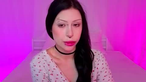 Vivian online show from November 25, 4:25 am