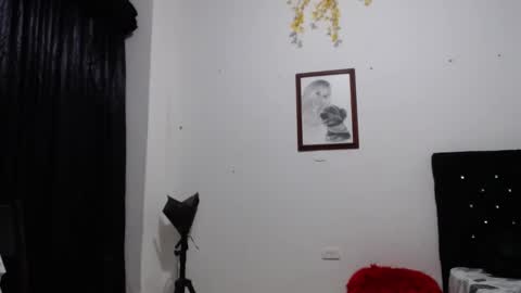 venus_menoza online show from September 30, 9:52 pm