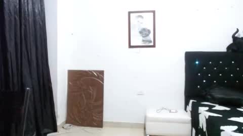 venus_menoza online show from January 12, 1:27 pm