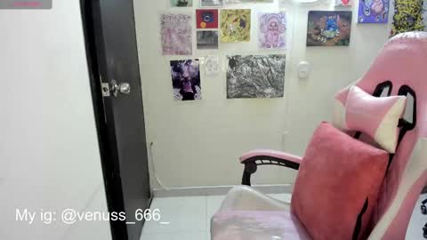 Snapshot of venussx_x chatting on October 6, 5:24 am Venus MY BDAY 29 SEPT online show from October 6, 5:24 am